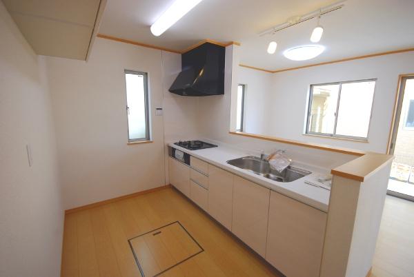 Kitchen. Local (12 May 2013) Shooting H Building