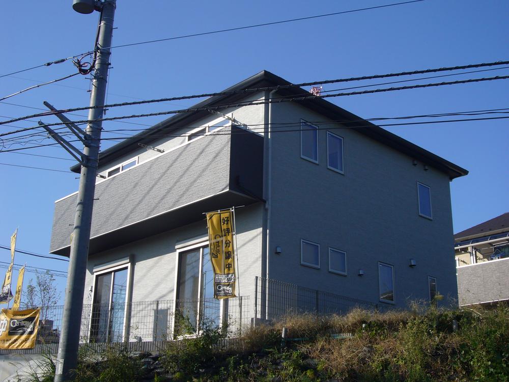 Local appearance photo. Local (11 May 2013) Shooting