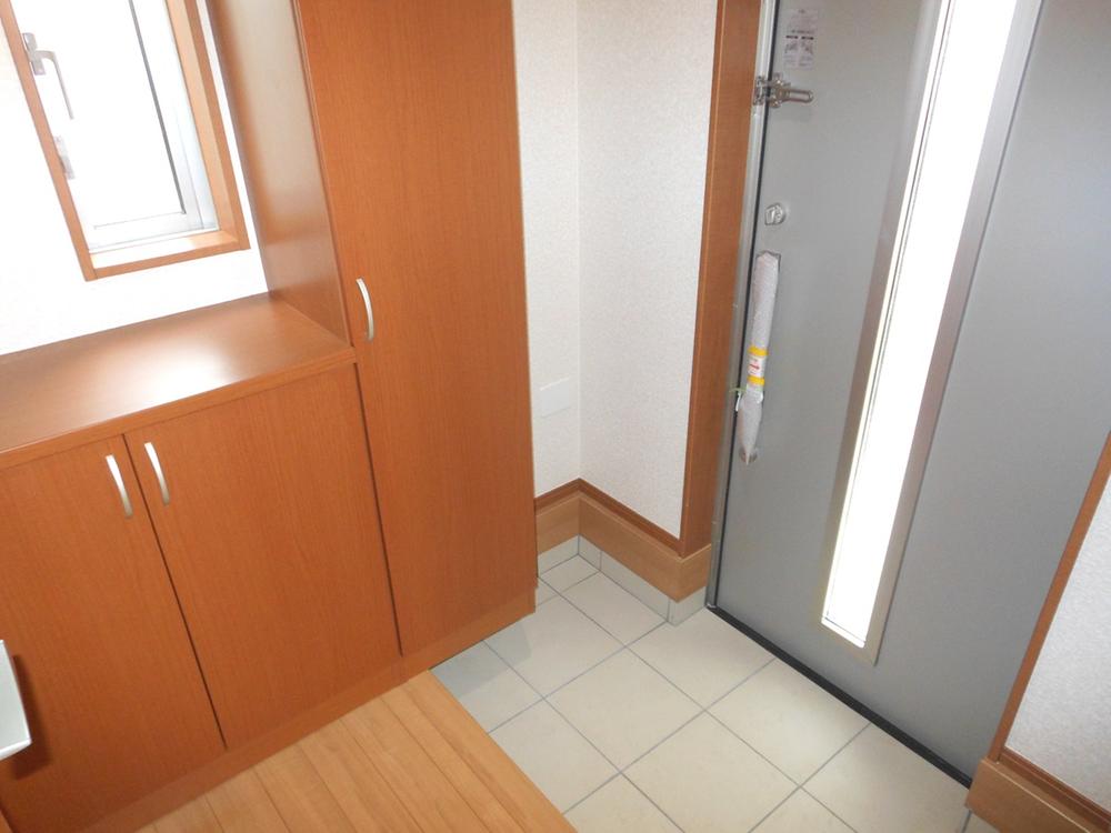 Entrance. Building 2