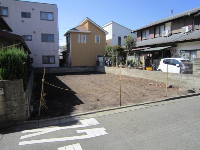 Local land photo. Local (10 May 2013) Shooting