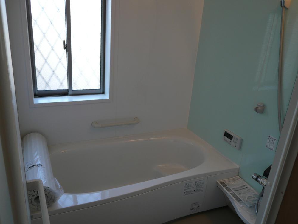 Bathroom. Indoor (11 May 2013) Shooting