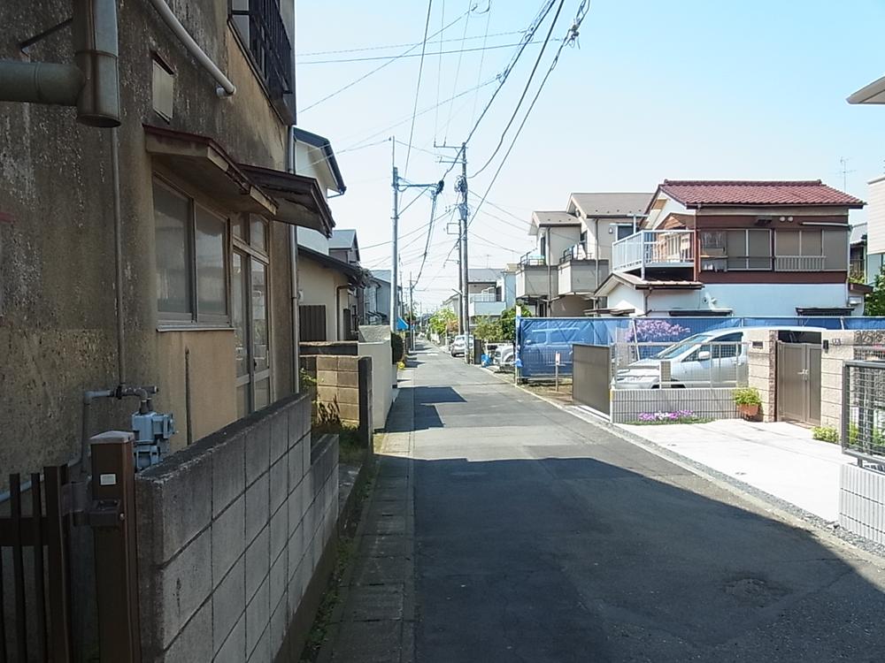 Local photos, including front road. Local (May 2013) Shooting Since the south side is the road per day is good.