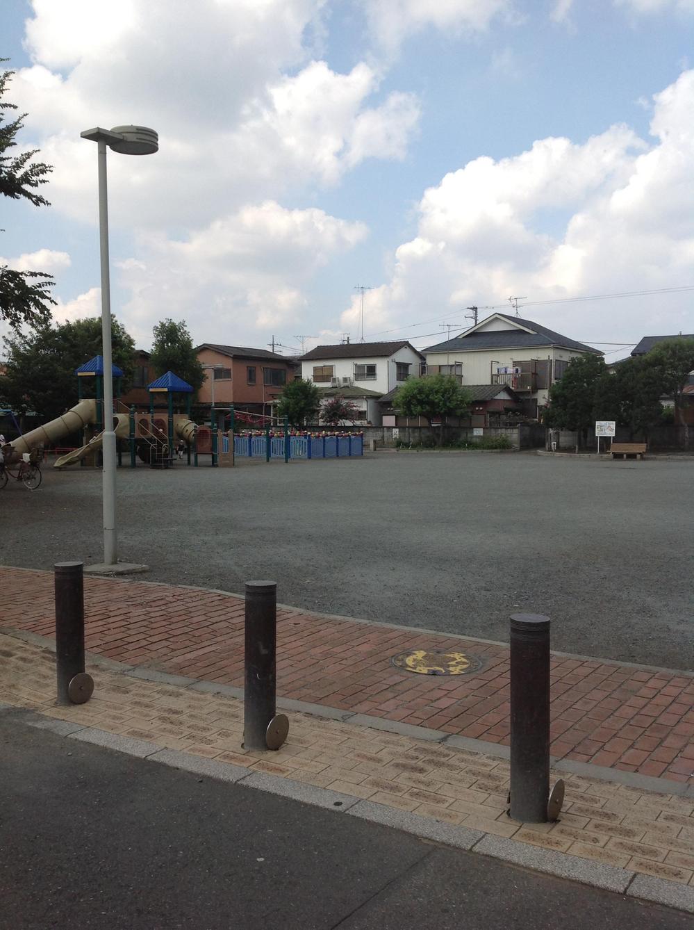 park. To 30m 1 main street of the former until Nishitsuruma chome park has park.