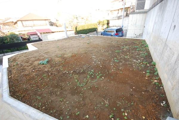 Local land photo. Local (12 May 2013) Shooting