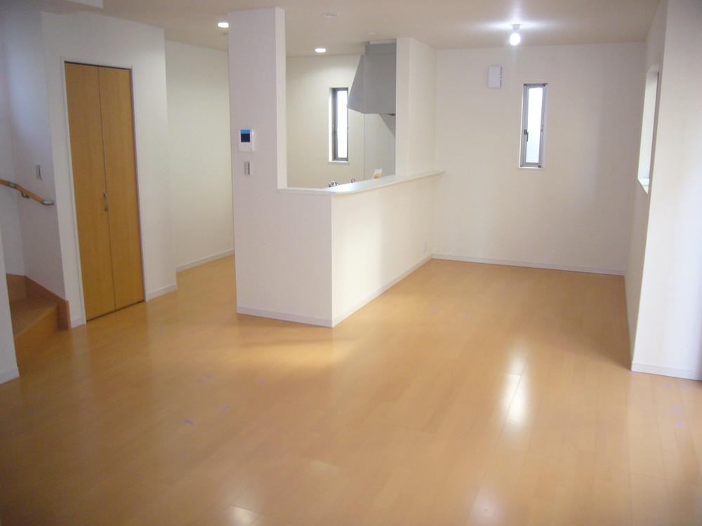 Living. Indoor (11 May 2013) Shooting