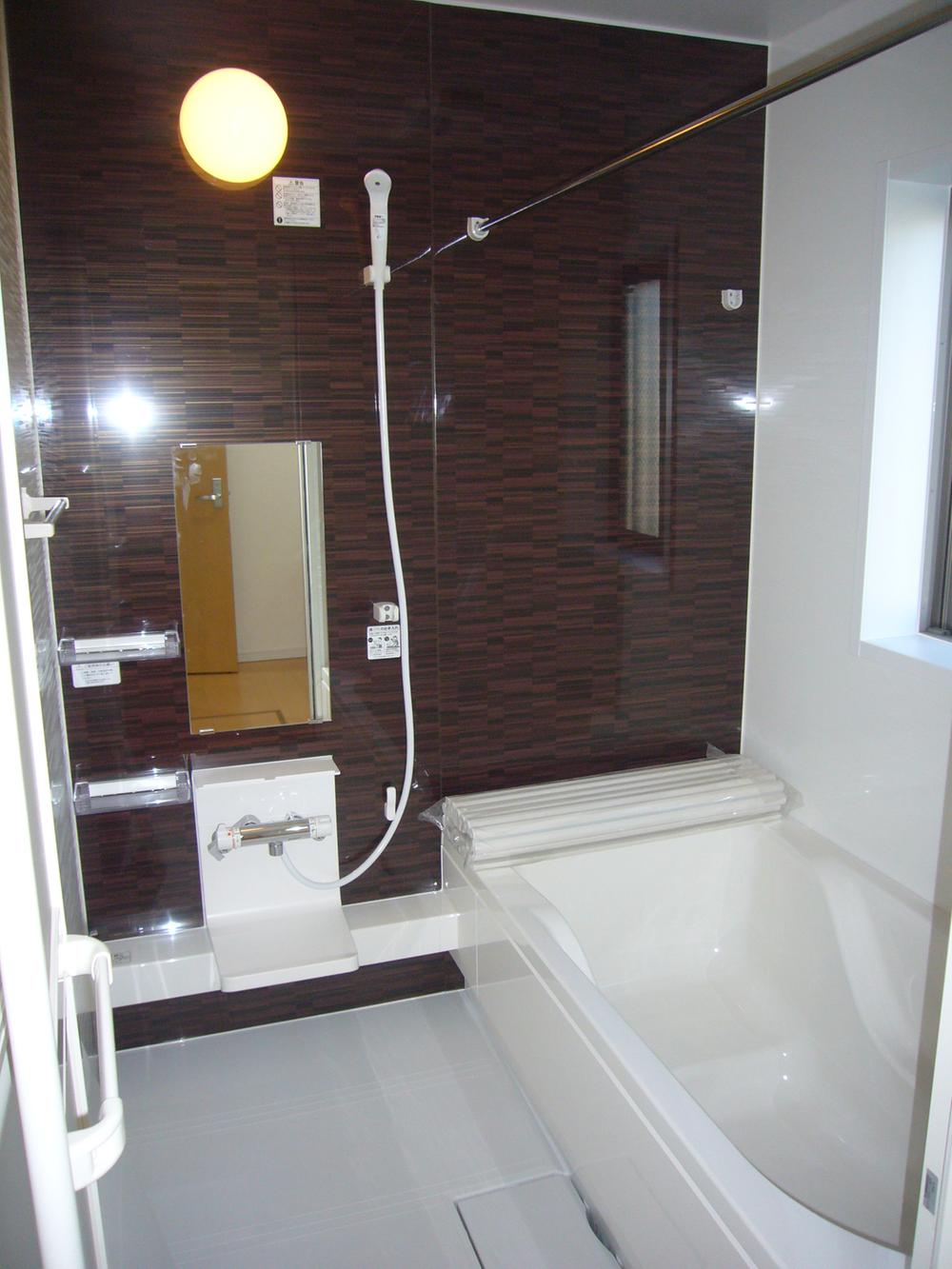 Bathroom. Indoor (11 May 2013) Shooting