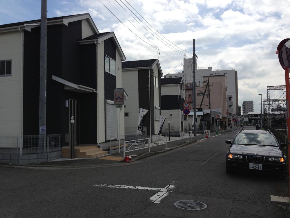 Local photos, including front road. Local (September 2013) Shooting