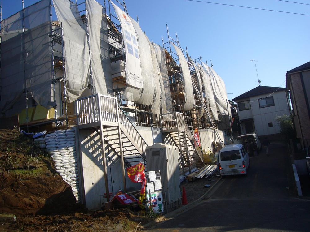 Local appearance photo. Local (11 May 2013) Shooting