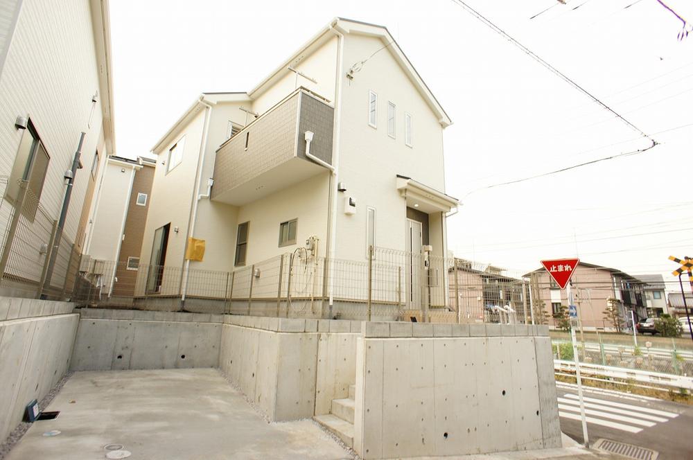 Local appearance photo. Local (10 May 2013) Shooting, You can preview at any time per building completed already.