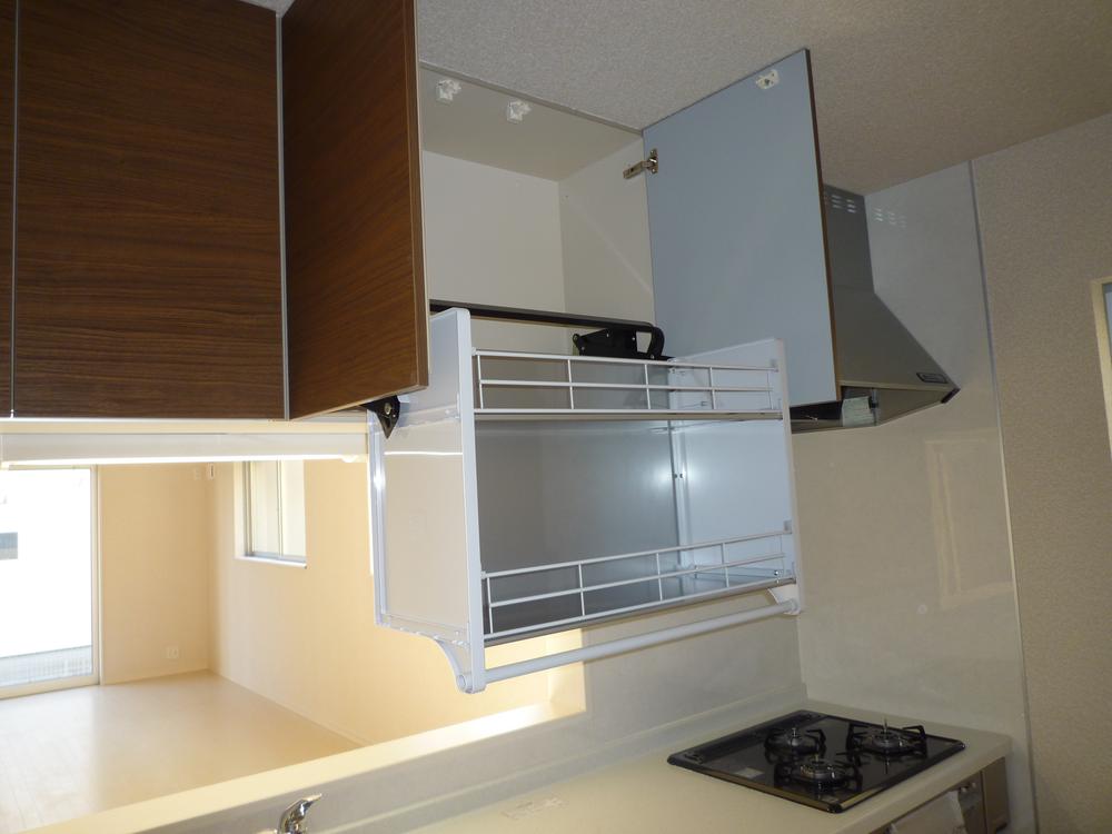 Kitchen. Indoor (11 May 2014) Shooting