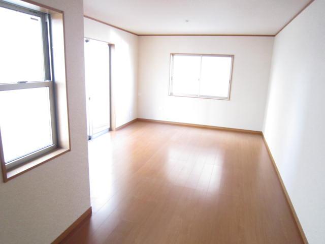 Living. Indoor (11 May 2013) Shooting