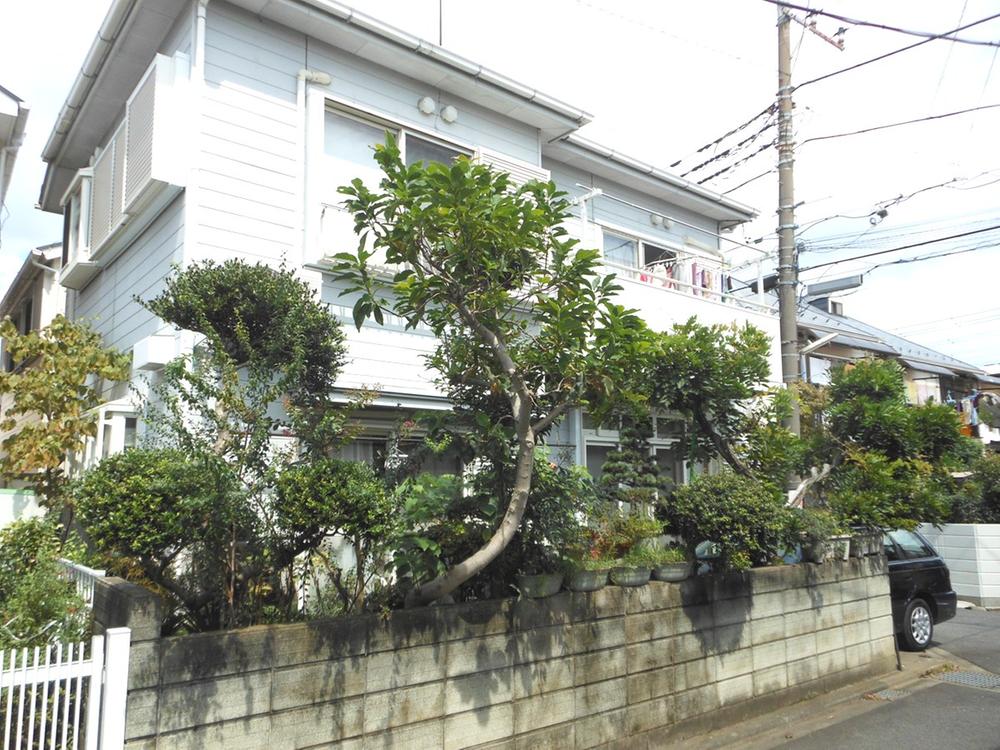 Local appearance photo