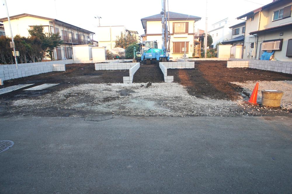 Local appearance photo. Local (10 May 2013) Shooting