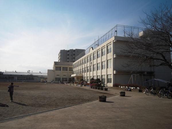 Primary school. 470m to Yamato City Tatsubunkeoka Elementary School