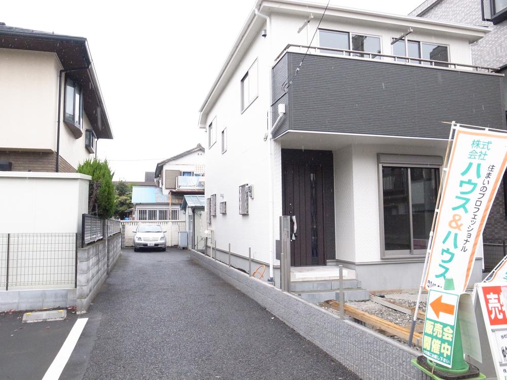 Local appearance photo. ☆ The conditions and the equivalent day of the southeast of the corner lot will be taken for the east side also adjacent land passage ☆