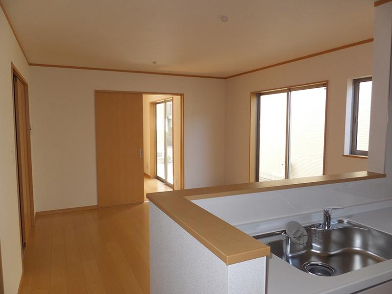 Kitchen. Indoor (10 May 2013) Shooting