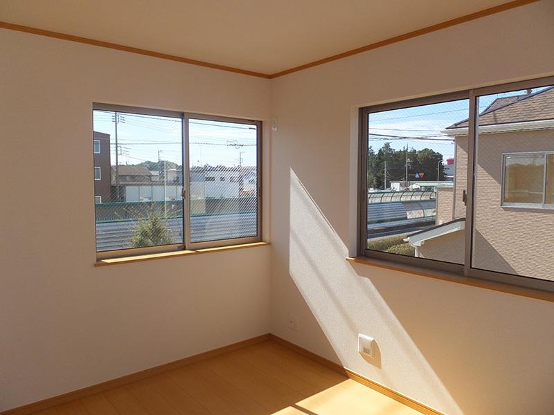 Non-living room. Indoor (10 May 2013) Shooting