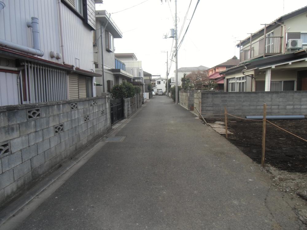 Local photos, including front road. Local (January 2014) Shooting