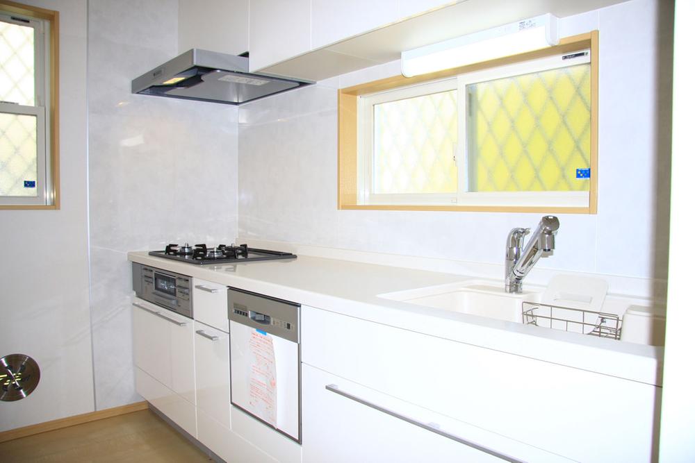 Kitchen. 4 Building Indoor (September 2013) Shooting