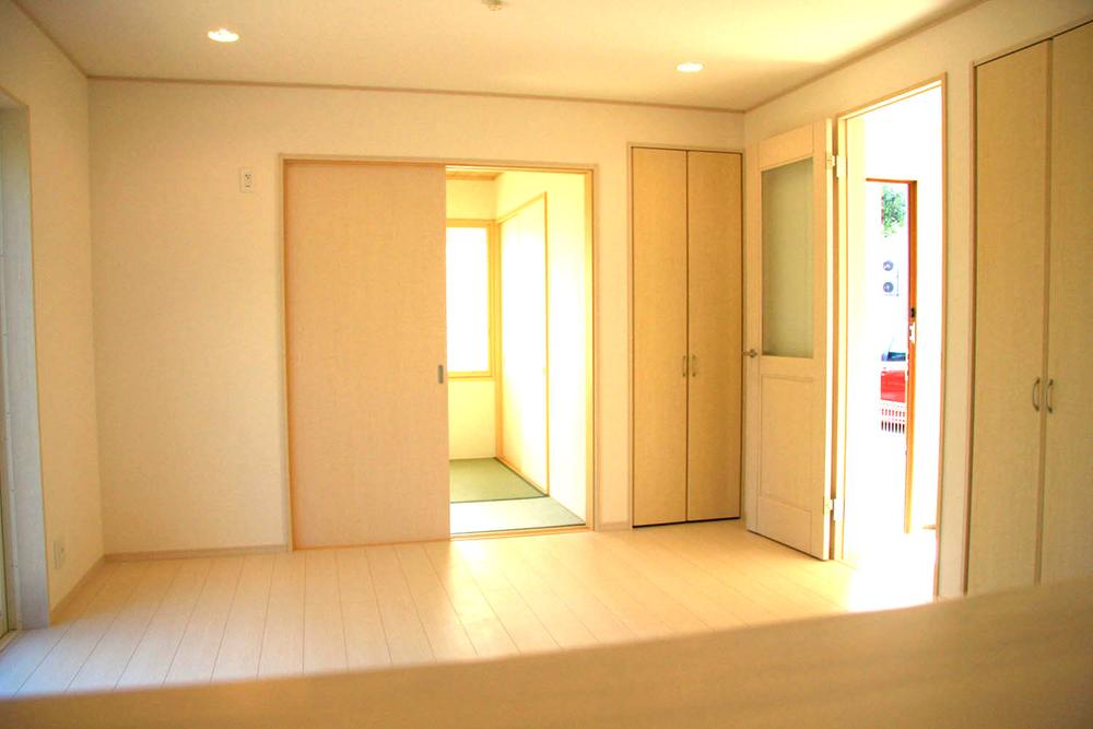 Living. 5 Building Indoor (September 2013) Shooting