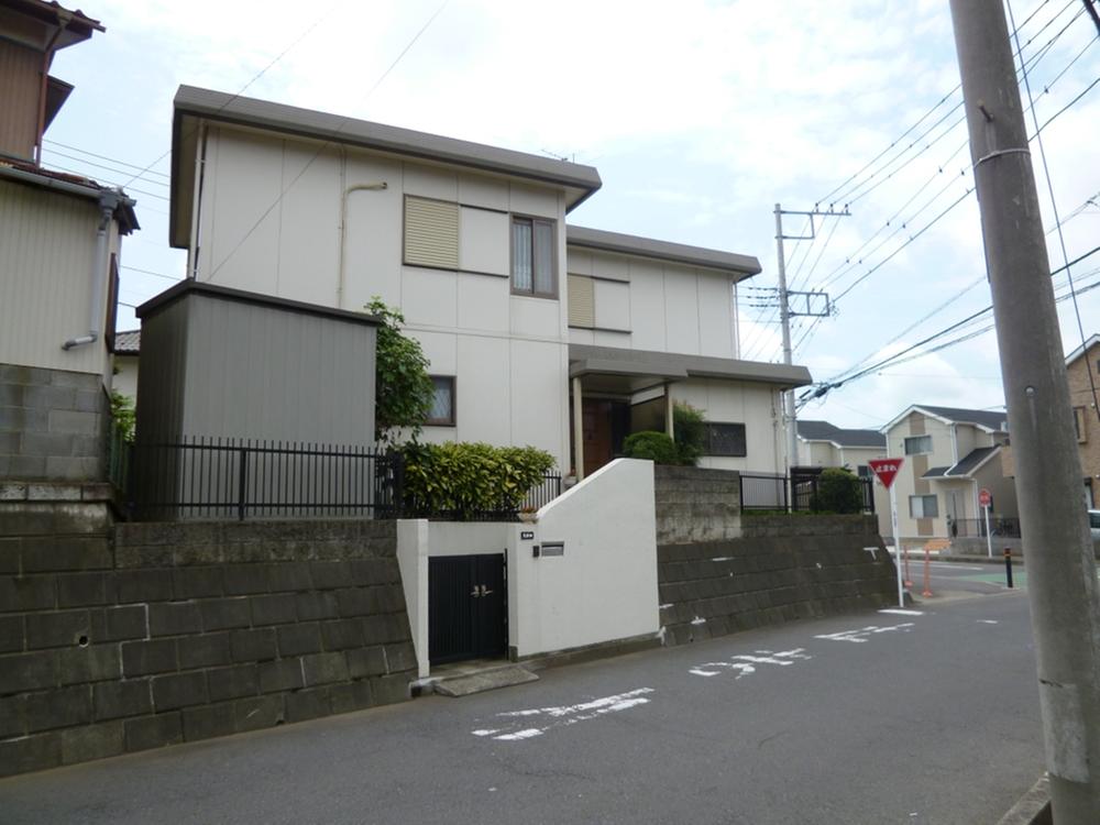 Local appearance photo