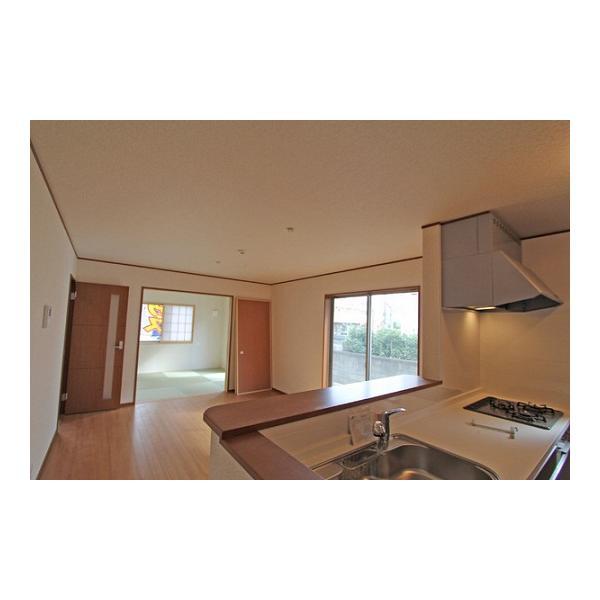 Same specifications photos (living)