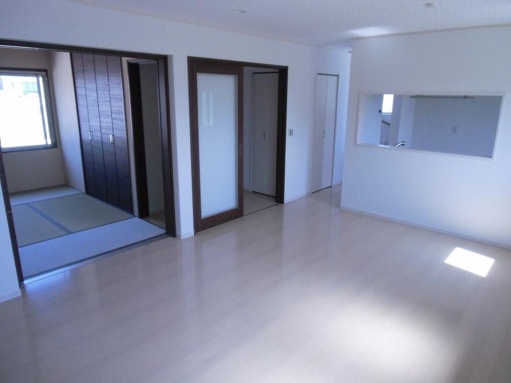 Living. Indoor (July 2013) Shooting