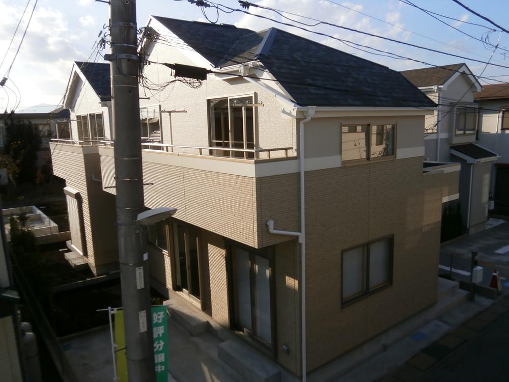 Local appearance photo. Local (12 May 2013) were all shooting completed.