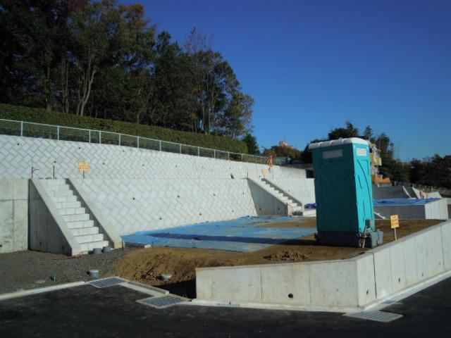 Local land photo. Environment good all 8 compartment! ! Sale starts