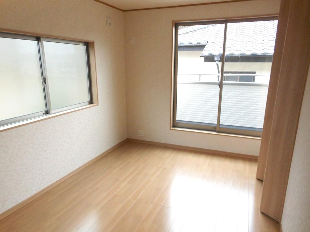 Non-living room. Building 2