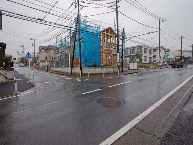 Local photos, including front road. Local (11 May 2013) Shooting