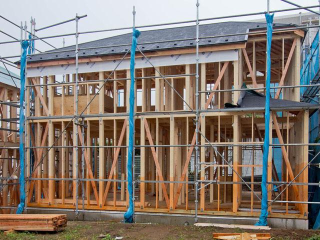 Local appearance photo. Local (11 May 2013) Shooting