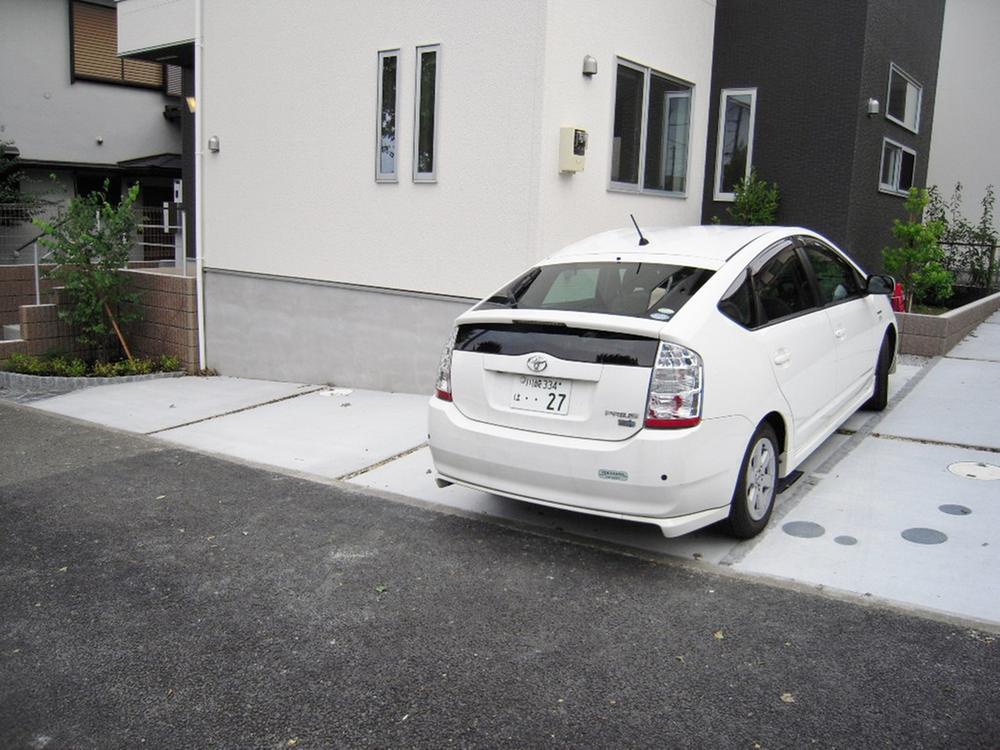 Parking lot. Parking 2 cars