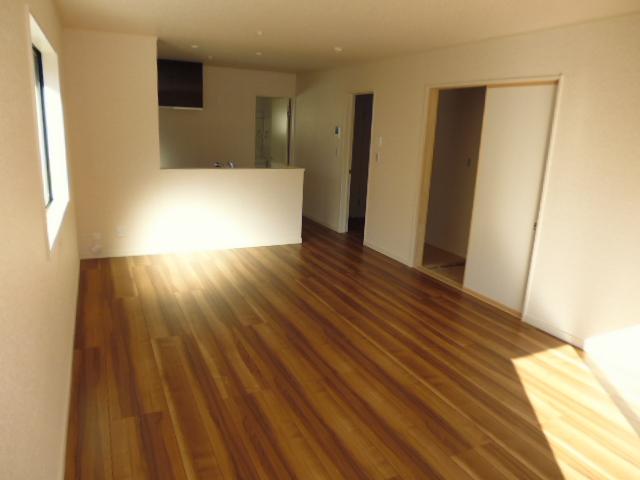 Living. Indoor (November 30, 2013) Shooting