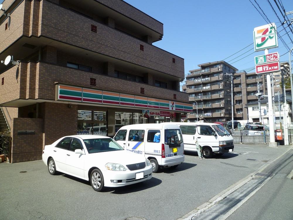 Convenience store. 342m to Seven-Eleven Yokohama Eda-cho shop