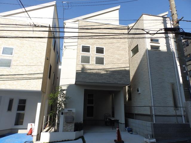 Local appearance photo