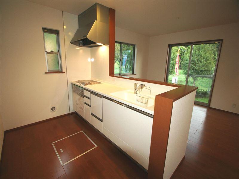 Same specifications photo (kitchen). Same specifications