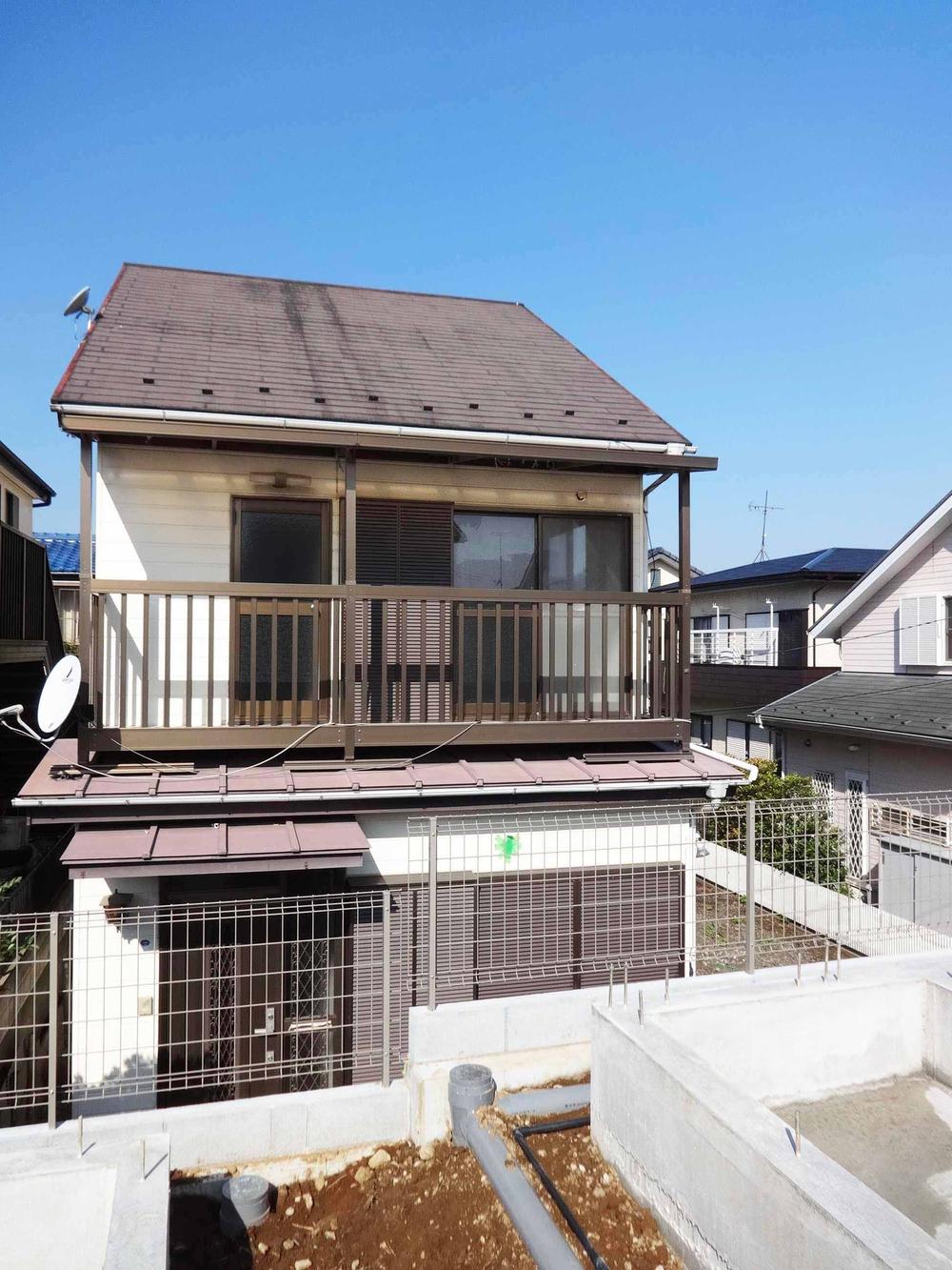 Local appearance photo. Local (11 May 2013) Shooting