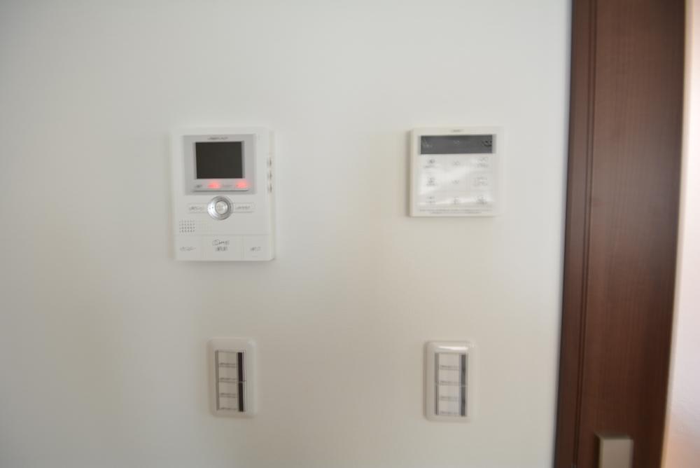 Same specifications photos (Other introspection). Same specifications