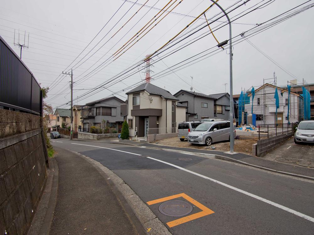 Local appearance photo. Local (12 May 2013) Shooting