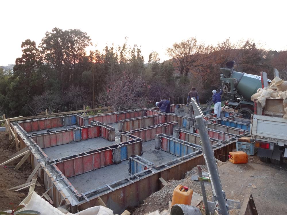 Local appearance photo. Local (12 May 2013) Shooting