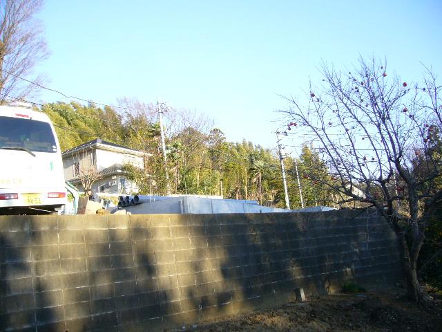 Local appearance photo. Local (12 May 2013) Shooting