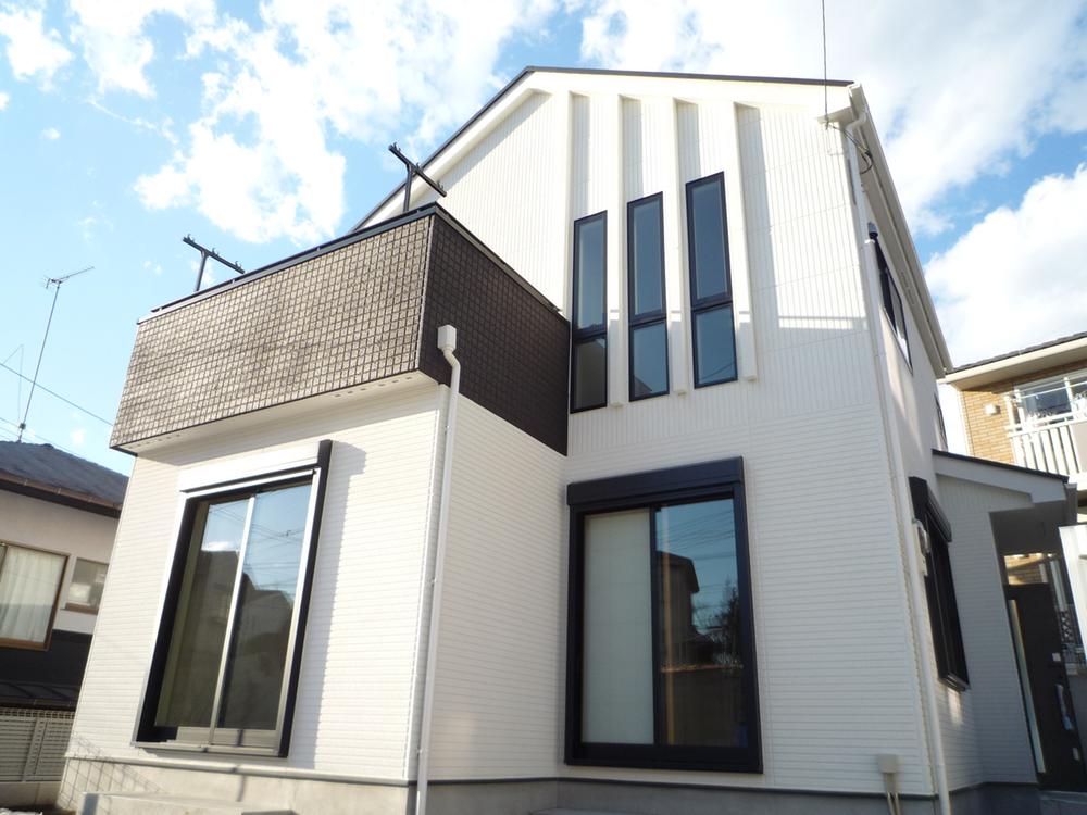 Other local. 1 Building is south.