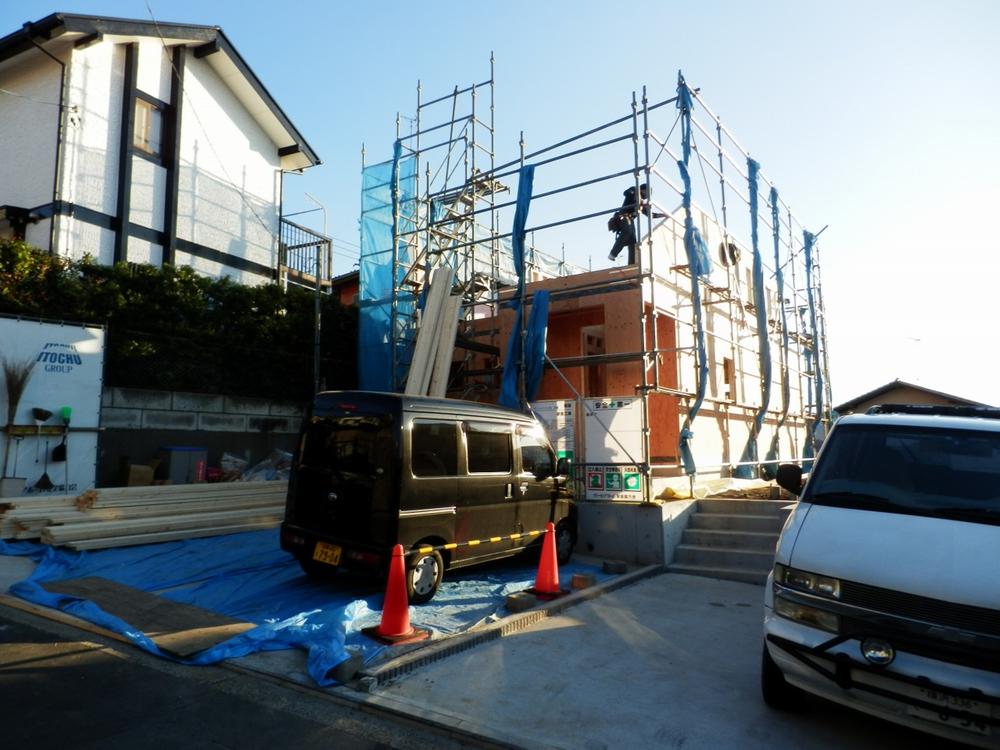 Local photos, including front road. Local shooting (2013 end of November)