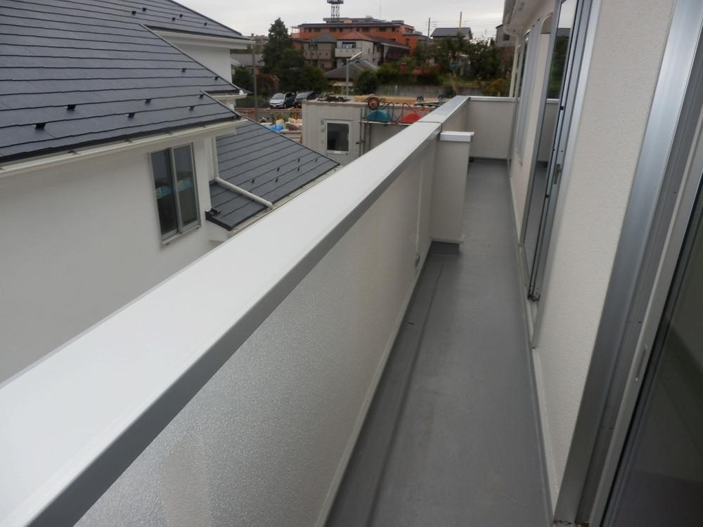 Balcony. 2013 / 10 / 19 shooting Balcony is a picture!