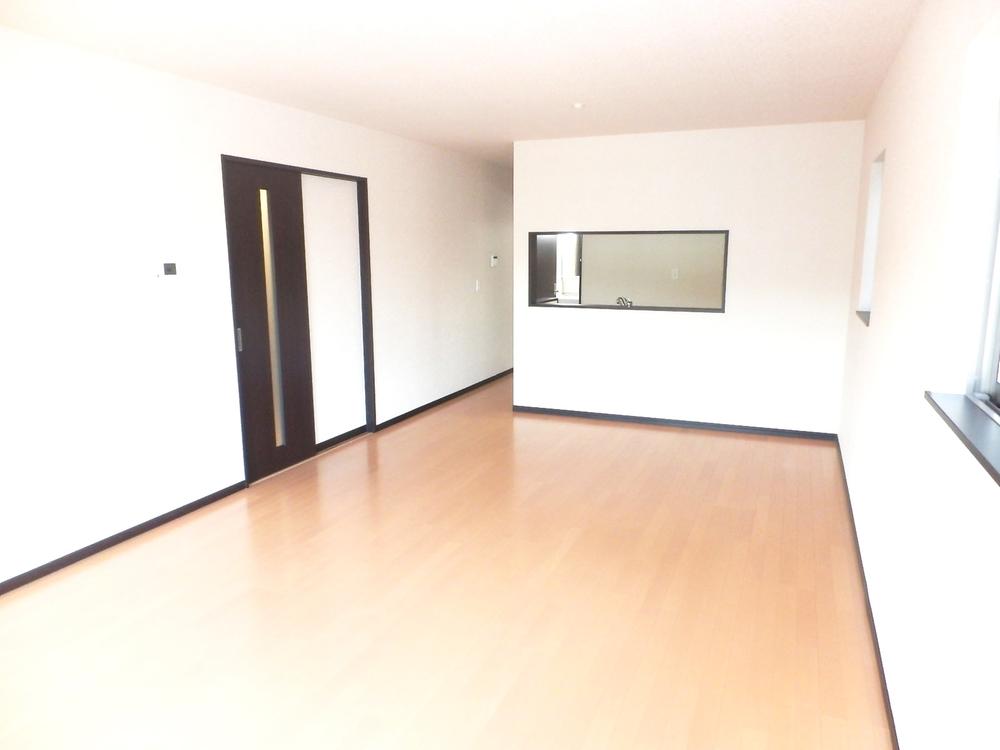 Same specifications photos (living). All building, Spacious 20 Pledge or larger LDK! The spacious Mato, A feeling of opening with a blow! Enjoy your stay in the family! (The company specification example)