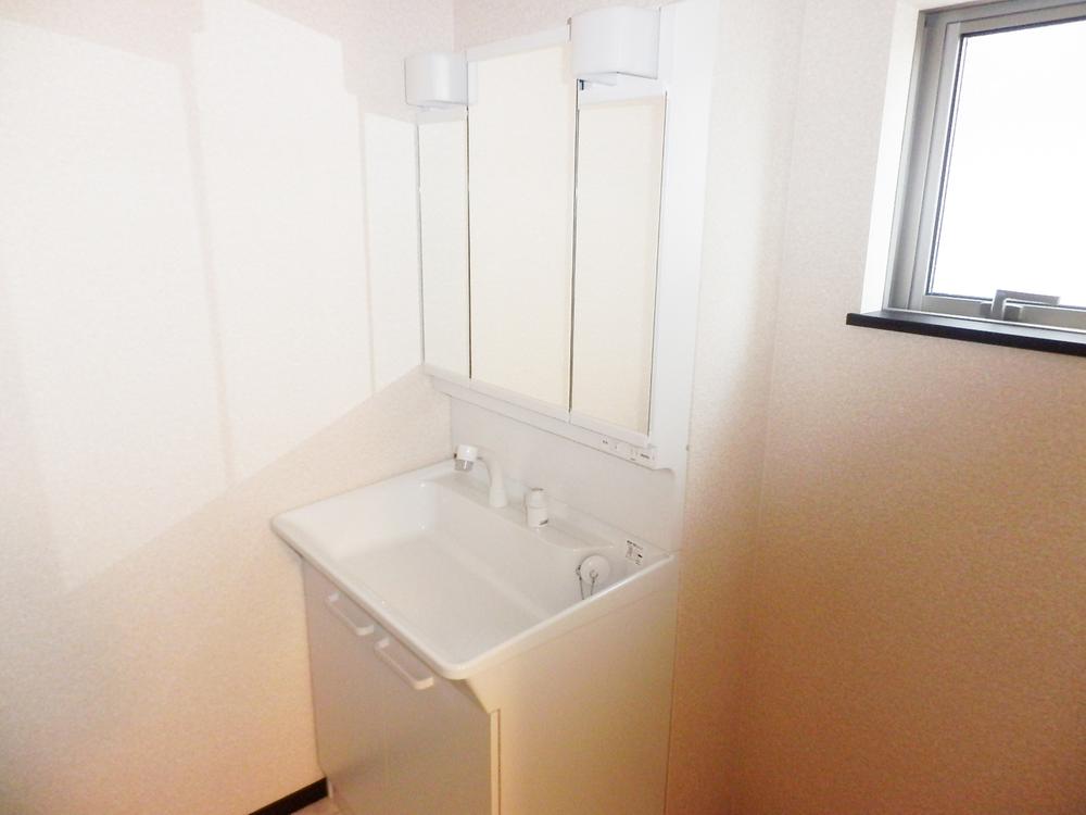 Same specifications photos (Other introspection). Washroom (company specification example)