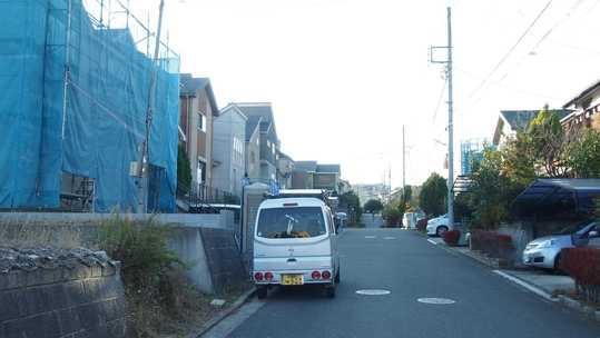 Local photos, including front road. Frontal road