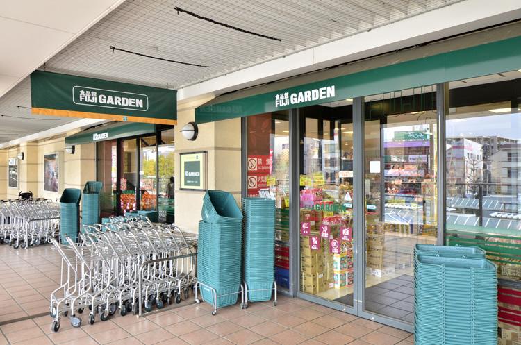 Other. Until quality in particular about the fresh specialty store "Fuji Garden" 910m. Alive good fresh seafood and farm-fresh meat of, Gather abundantly paralleled specialty store fresh vegetables and fresh delicious side dish that decorate the season.