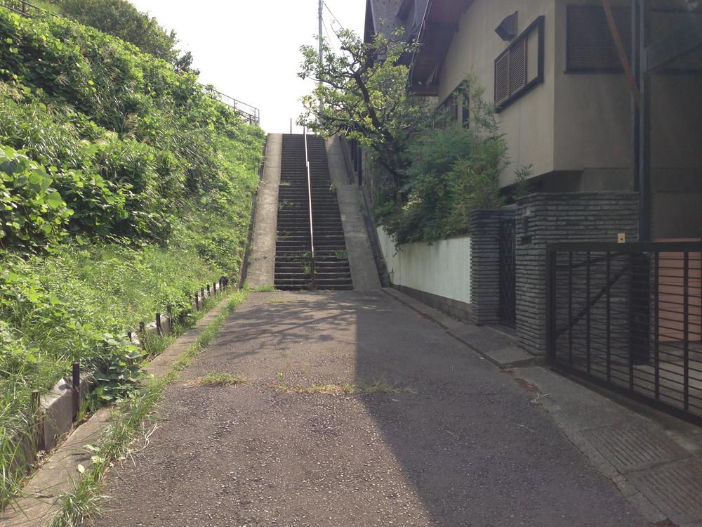 Local photos, including front road. Local (September 2013) Shooting